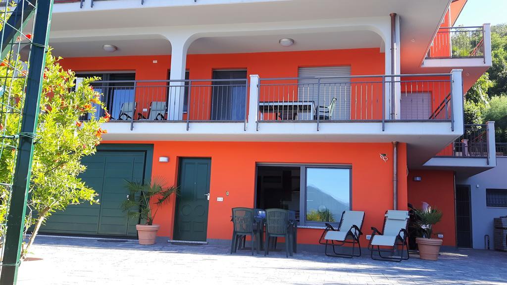 Casa Elena 1 Appartement Germignaga Buitenkant foto